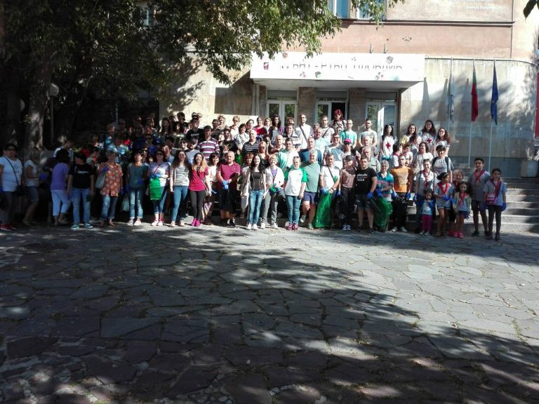 Георги Стаменов и JCI Plovdiv обединиха над 250 човека в Световния ден на почистването