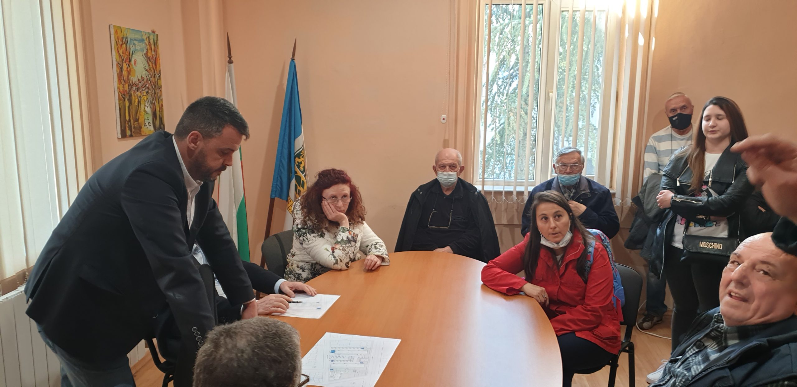 Благоустрояват поредна зона в район „Централен“