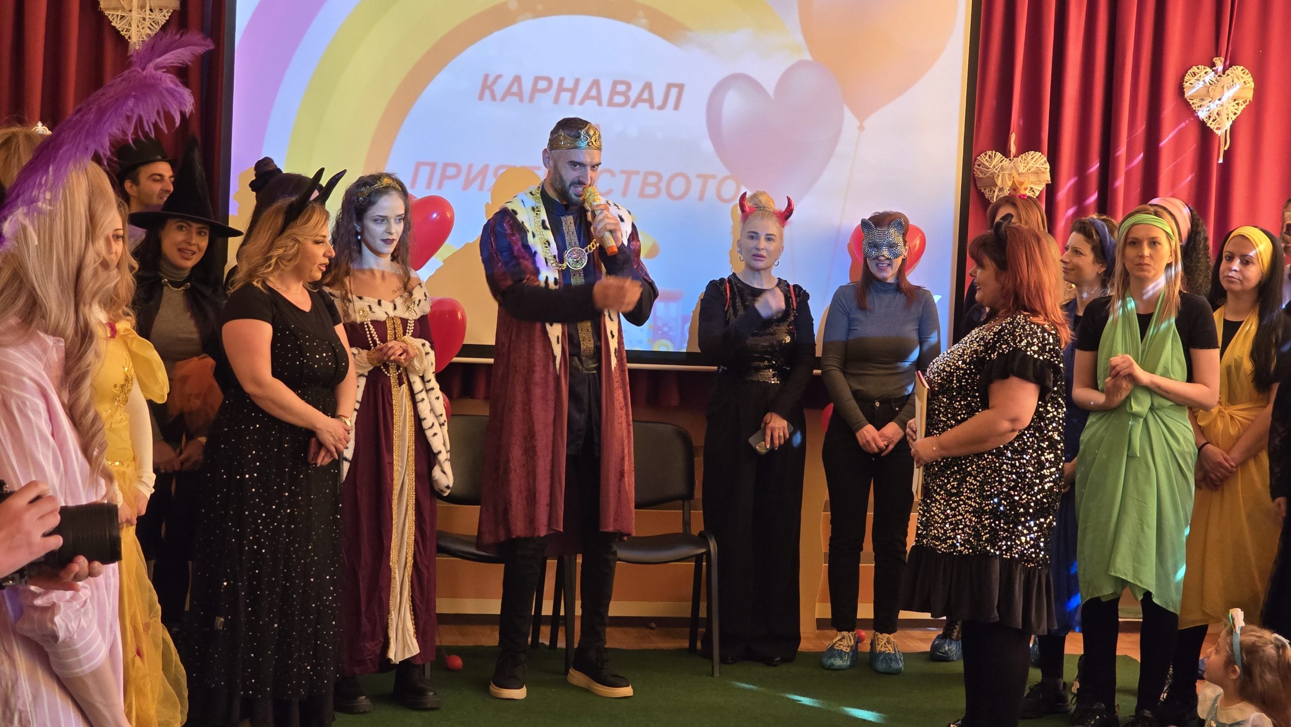 Приказка за цветовете показа на малчуганите от ДГ „Мирослава“ какво е приятелство