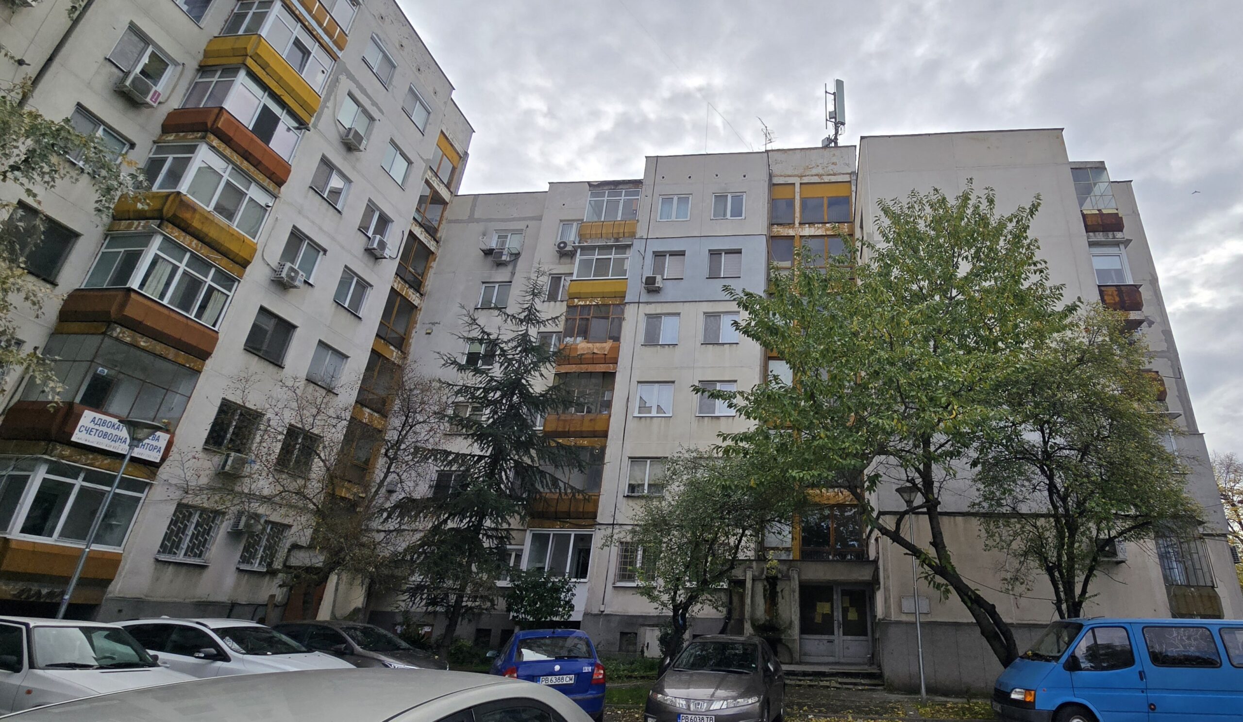 Започва санирането на многоетажна сграда в район „Централен“